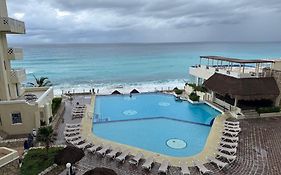 Cancun Plaza Sea View